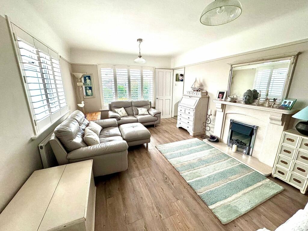 Additional image 5 of Farm Lane south