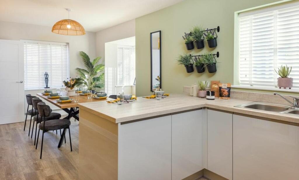 Additional image 5 of Fontwell Avenue, Fontwell, BN18