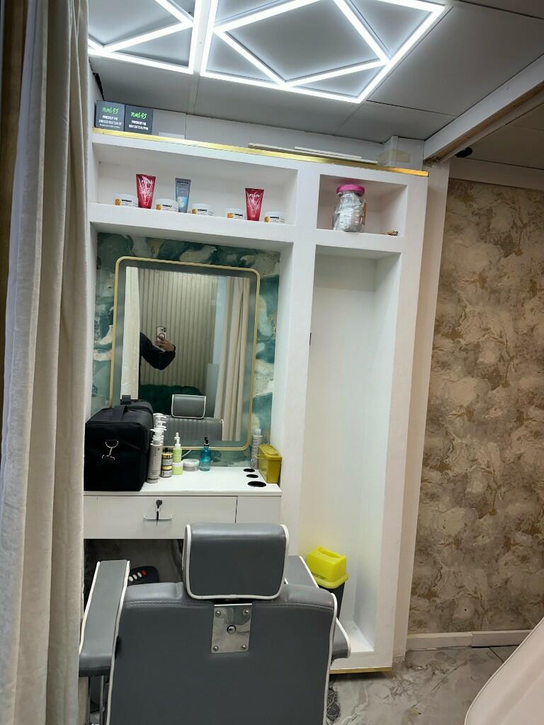Additional image 4 of Well-known Barbers & Aesthetic/Beauty Shop Business, Saltaire Road, Shipley, West Yorkshire, BD18