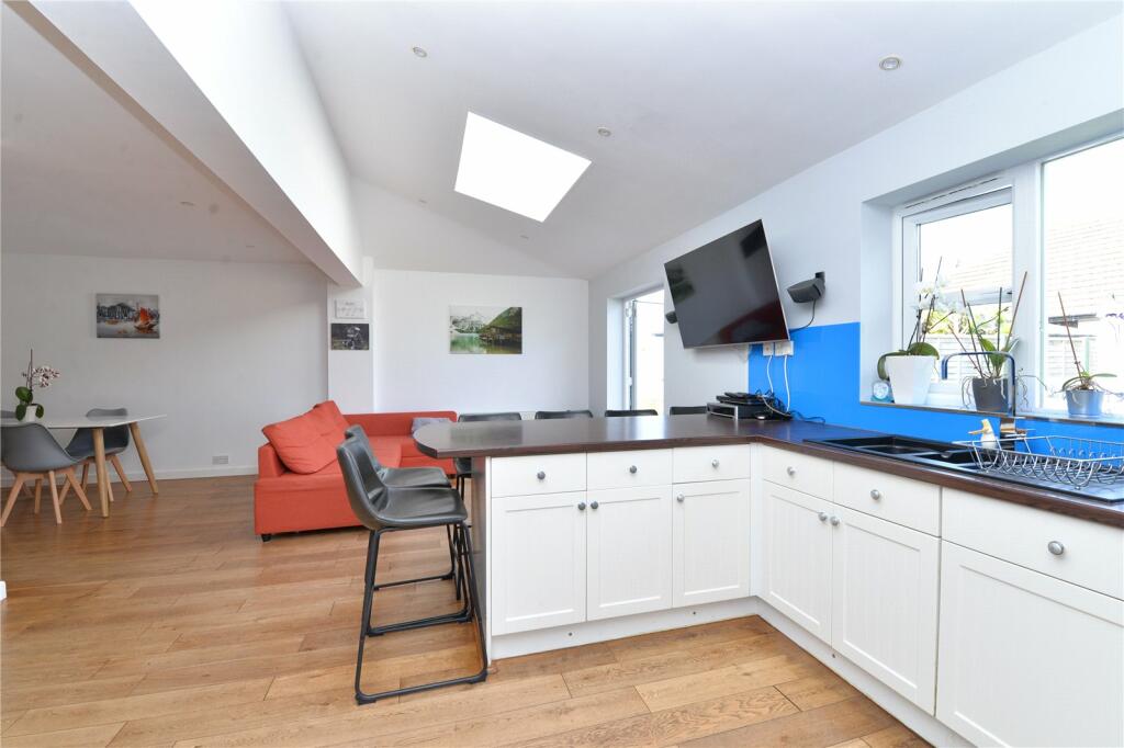 Additional image 20 of Barton Lane, Barton on Sea, New Milton, Hampshire, BH25