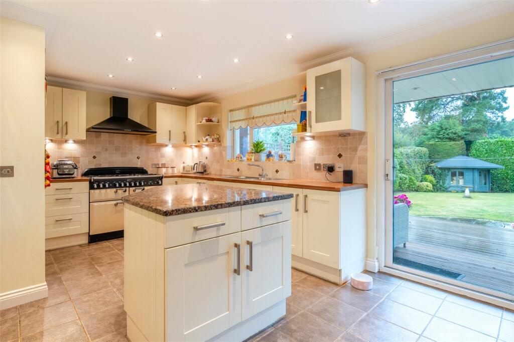 Additional image 9 of Pilford Heath Road, Colehill, Wimborne, Dorset, BH21