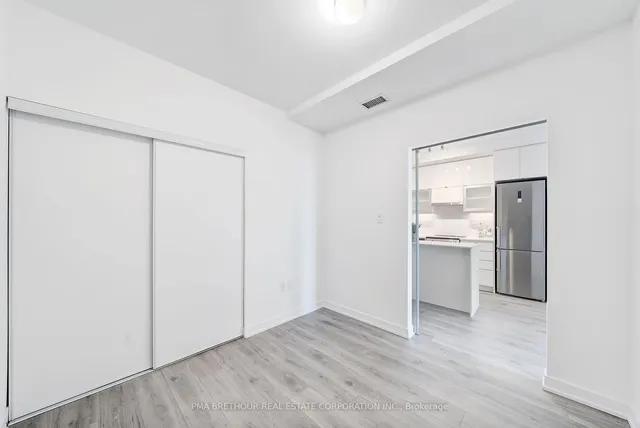 Additional image 10 of 2433 Dufferin St Unit 811