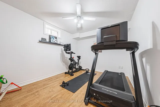 Additional image 28 of 94 Valmont St