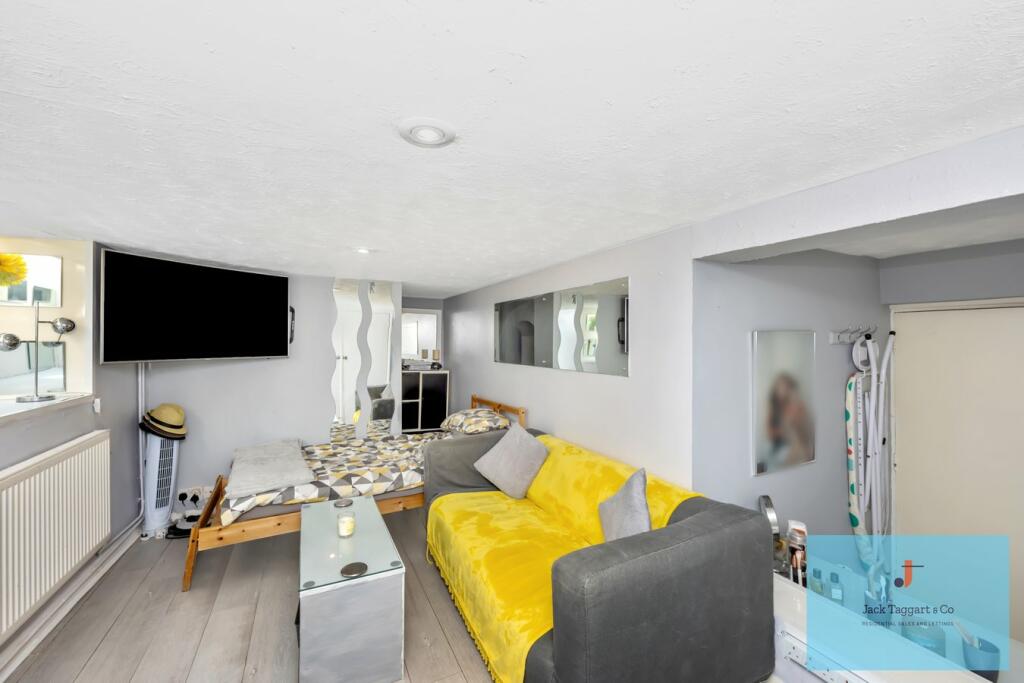 Additional image 9 of Queensbury Mews, Brighton, BN1