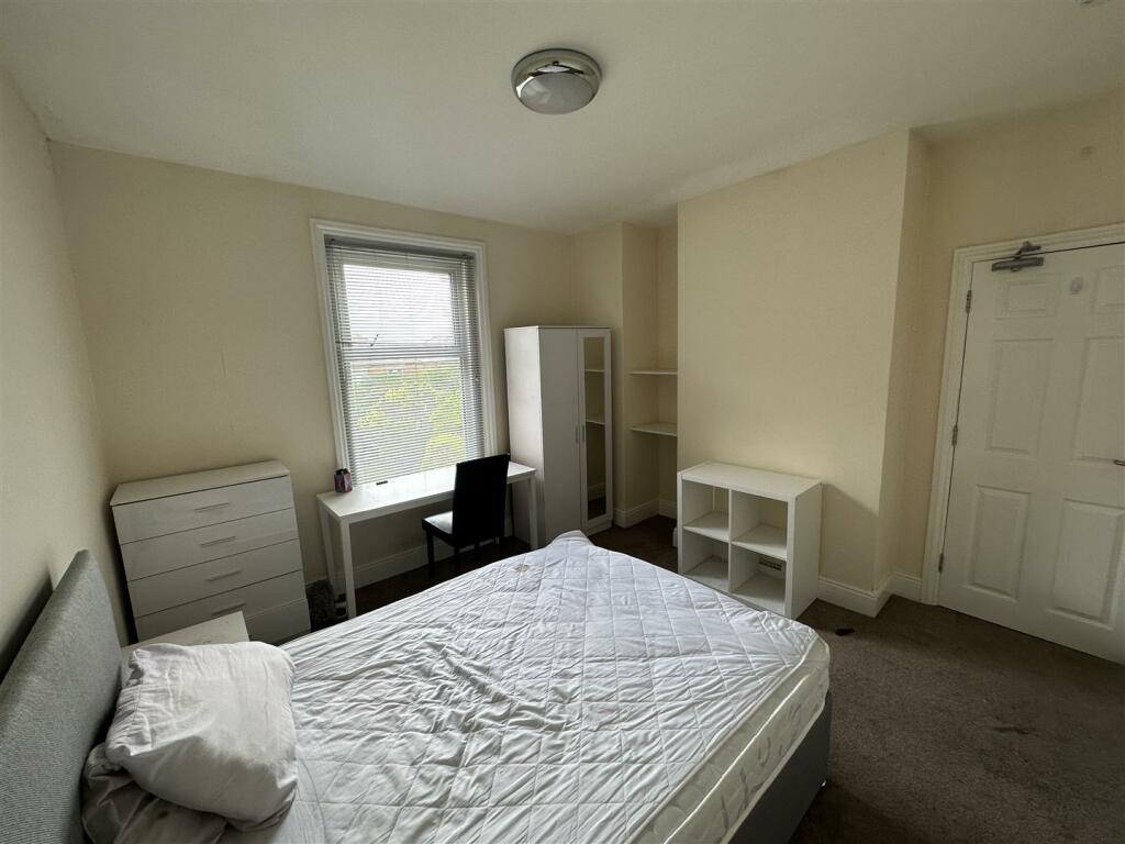 Additional image 9 of LUXURY STUDENT HOUSE Alma Road, Winton