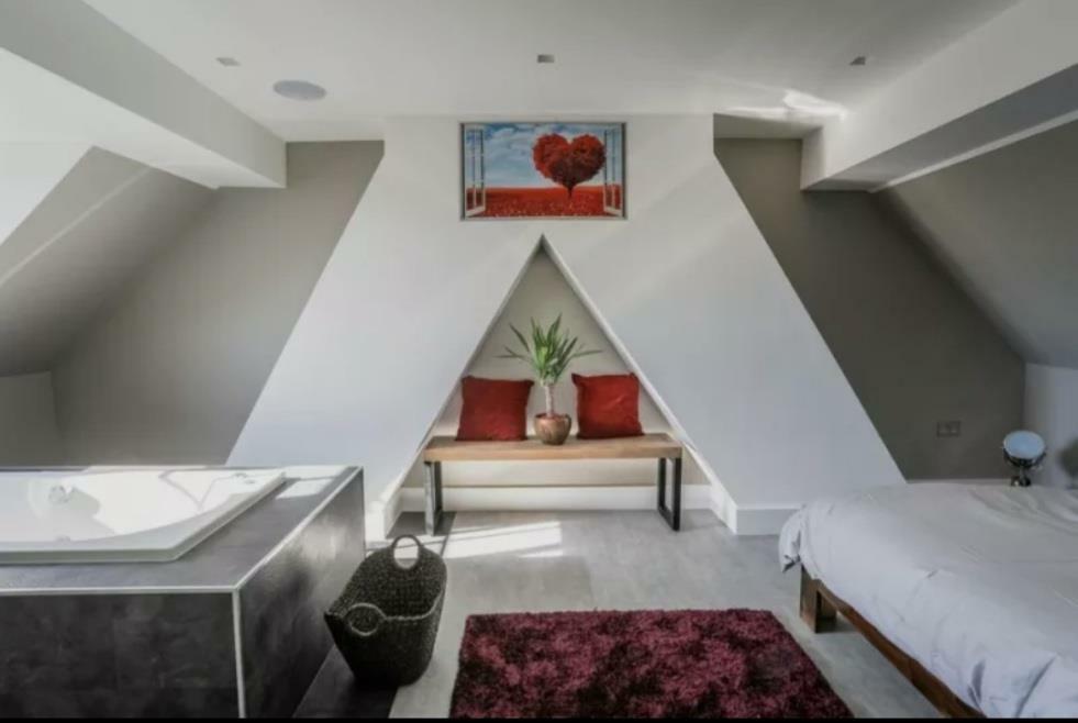 Additional image 4 of Bond Street, ARUNDEL