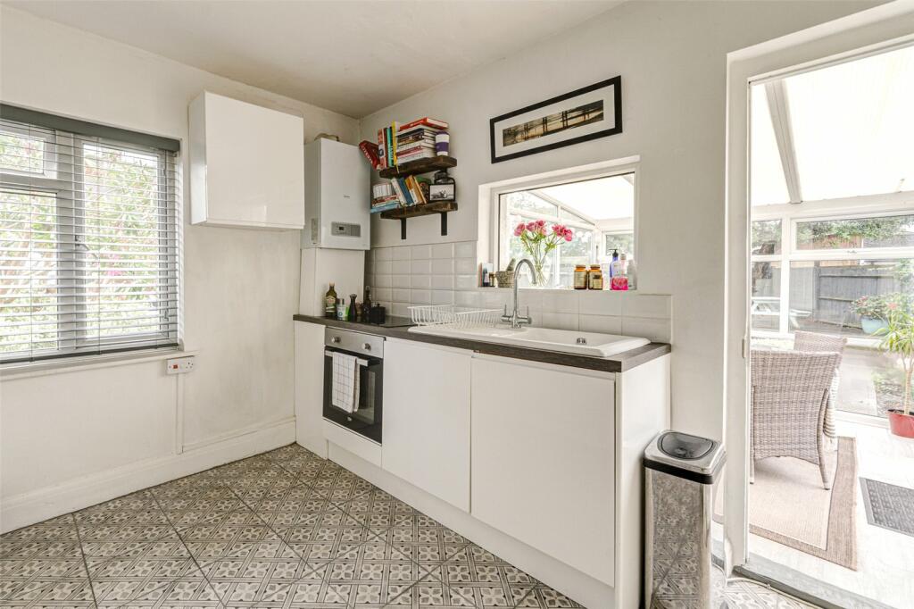 Additional image 15 of Westland Avenue, Worthing, West Sussex, BN14