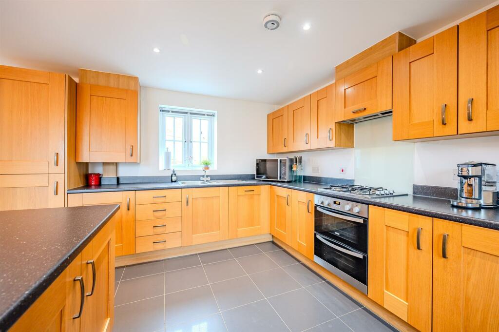 Additional image 9 of Highgrove Crescent, Polegate