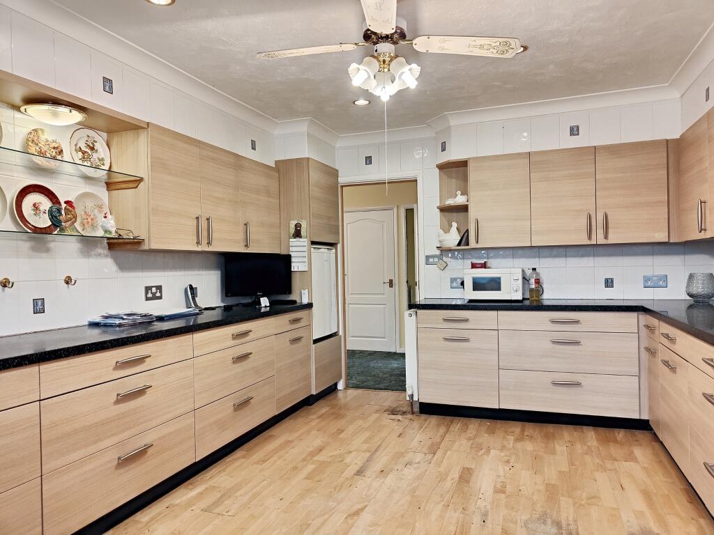 Additional image 11 of Wrestwood Avenue, Eastbourne