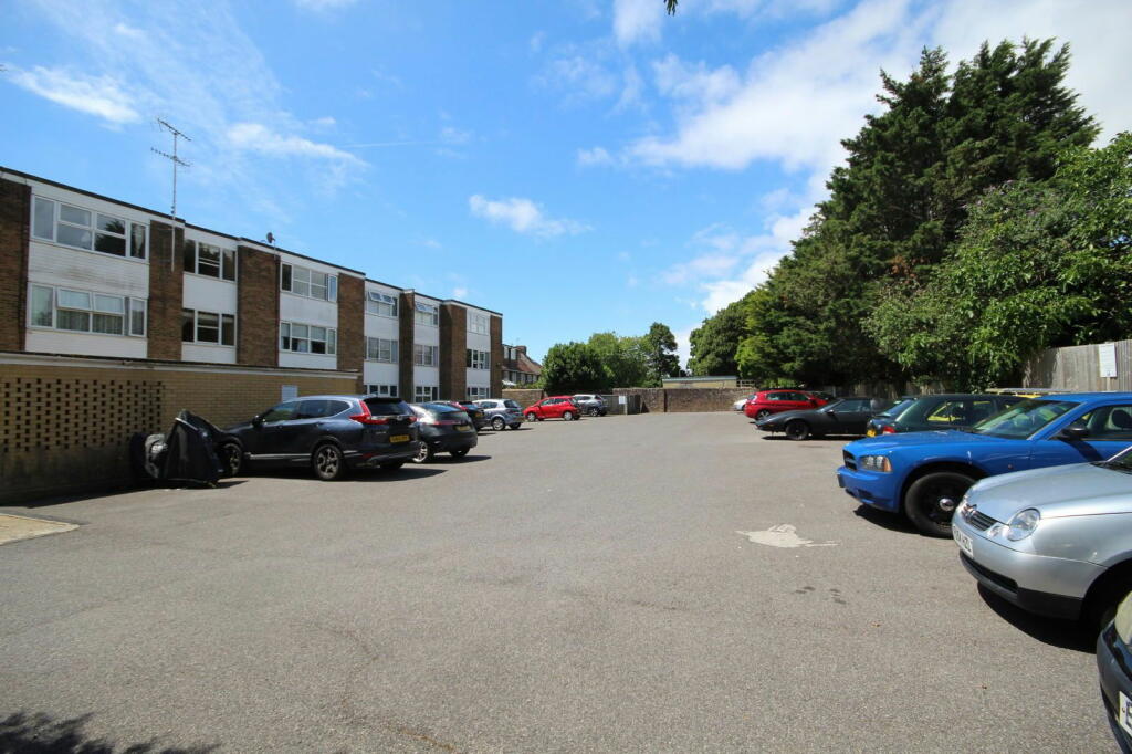 Additional image 11 of Carlton House, Littlehampton Road, Worthing, BN13 1RD