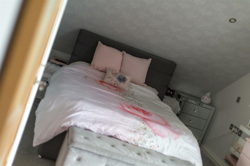 Additional image 39 of Saddlers Barn, Plodder Lane, Bolton