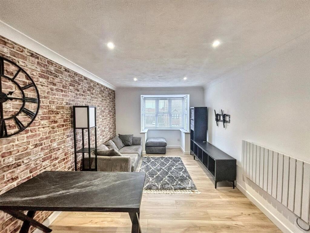 Additional image 2 of Snowdon Close, Eastbourne