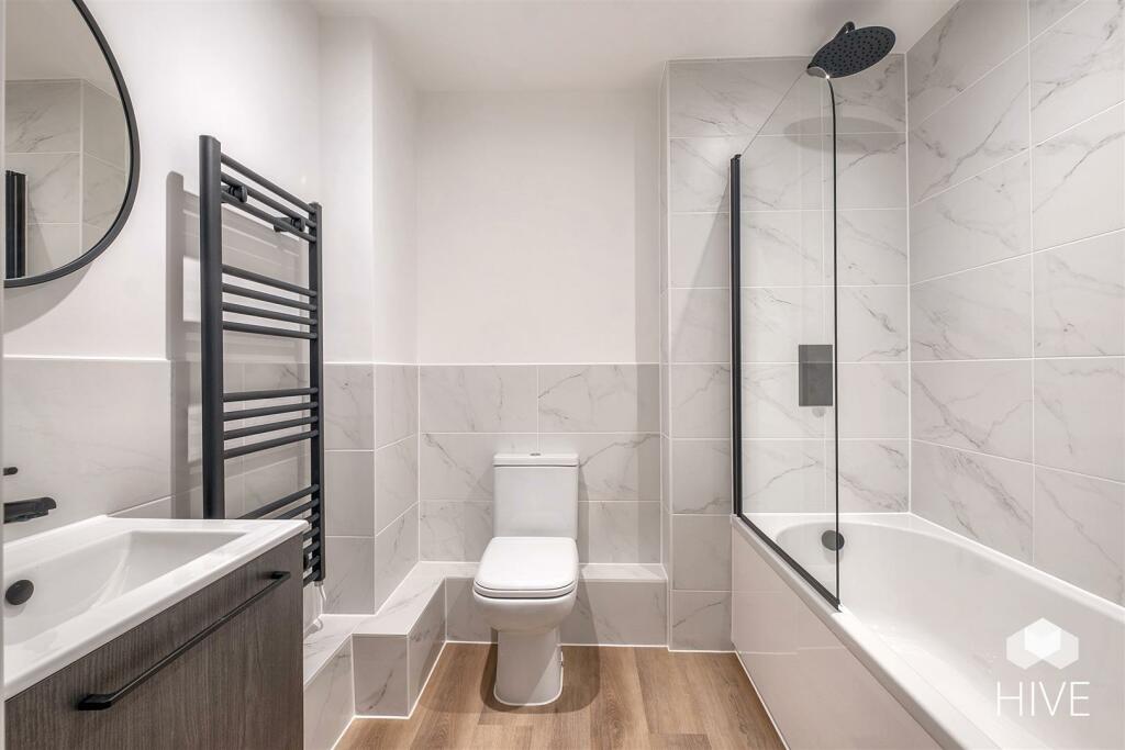 Additional image 4 of The Sloop, Commercial Road, Poole