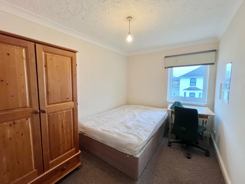 Additional image 8 of Malmesbury Park Road, Charminster, Bournemouth