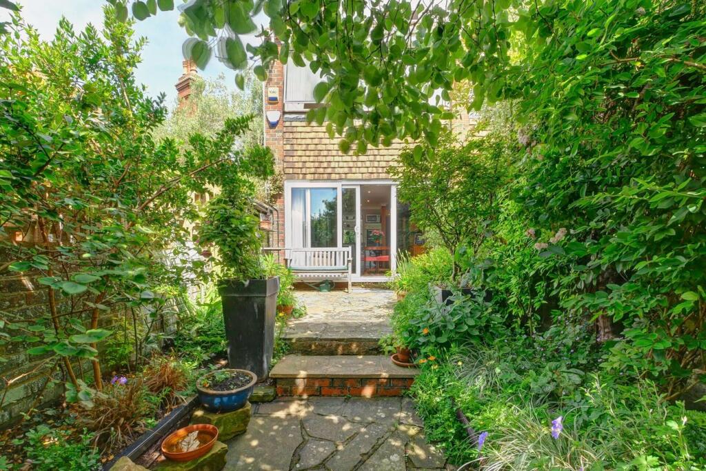 Additional image 25 of Derwent Road, Eastbourne, BN20