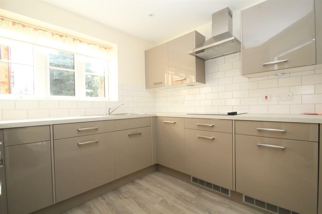 Additional image 16 of Fitzalan Road, Littlehampton