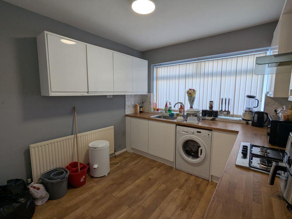 Additional image 8 of 11, Fairway Avenue Bradford, BD7 4JH