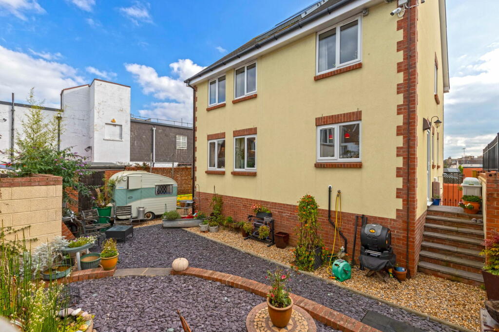 Additional image 28 of Pier Road, Littlehampton, West Sussex, BN17