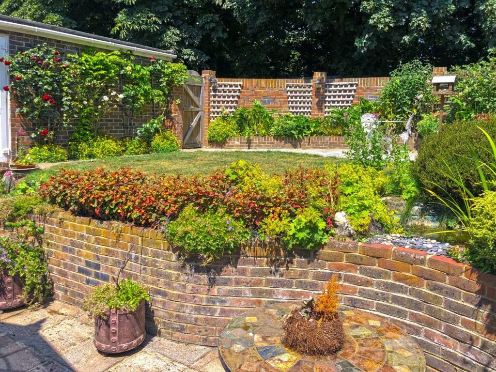 Additional image 20 of Manor Road, Lancing