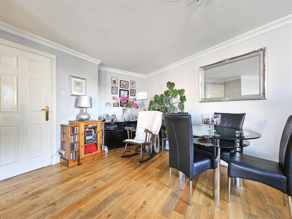 Additional image 5 of Long Beach View, Eastbourne, BN23 5NB