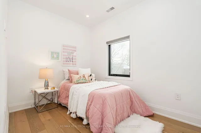 Additional image 32 of 447 Soudan Ave