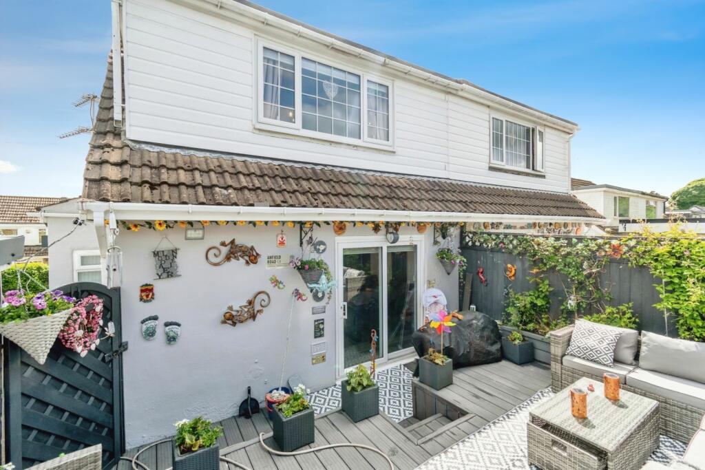 Additional image 15 of Harcourt Avenue, Bradford, BD13