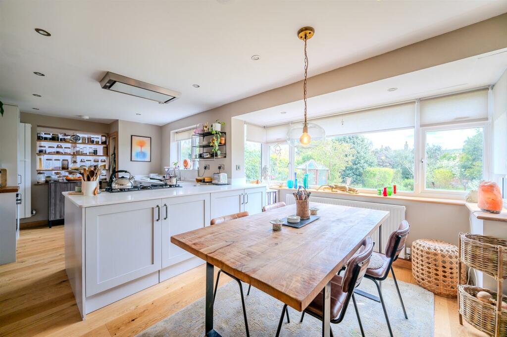 Additional image 14 of Sutton Avenue, Seaford