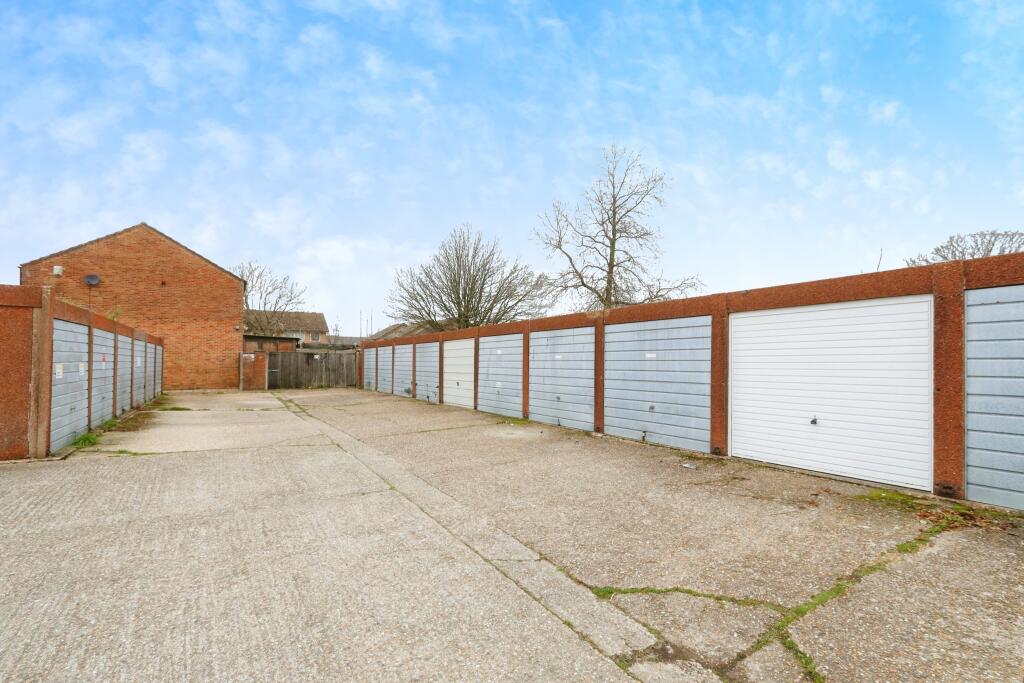 Additional image 17 of Bramshaw Gardens, THROOP, Bournemouth, Dorset, BH8