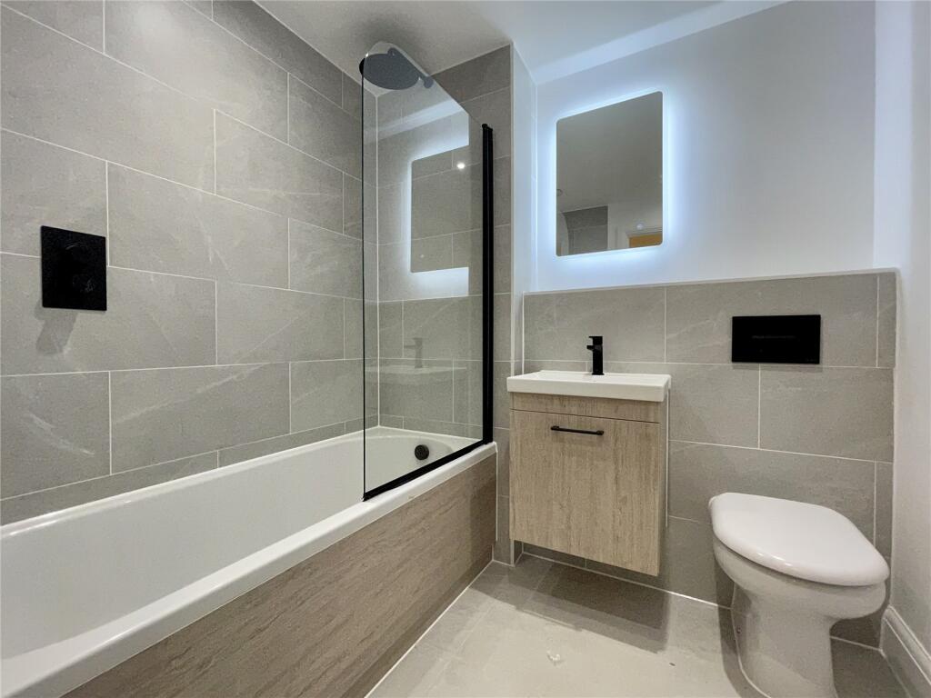 Additional image 8 of 121a North Road, Poole, Dorset, BH14