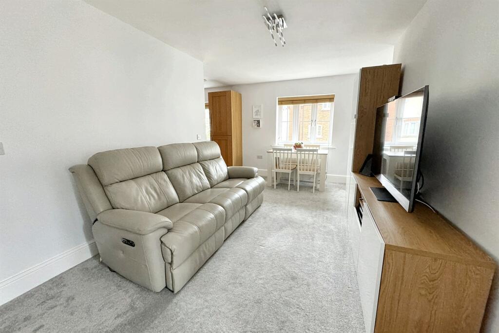 Additional image 18 of Ferndown
