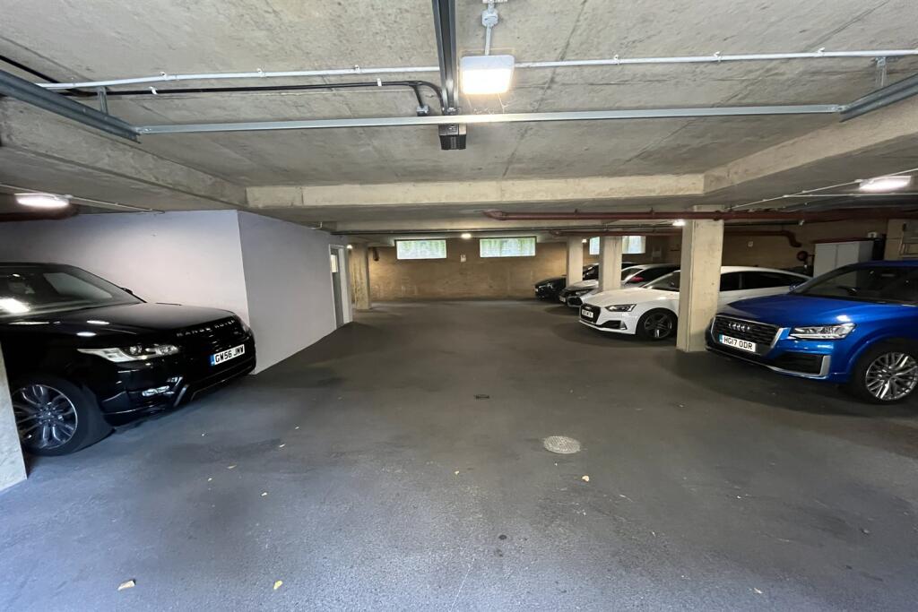 Additional image 19 of Portman Estate