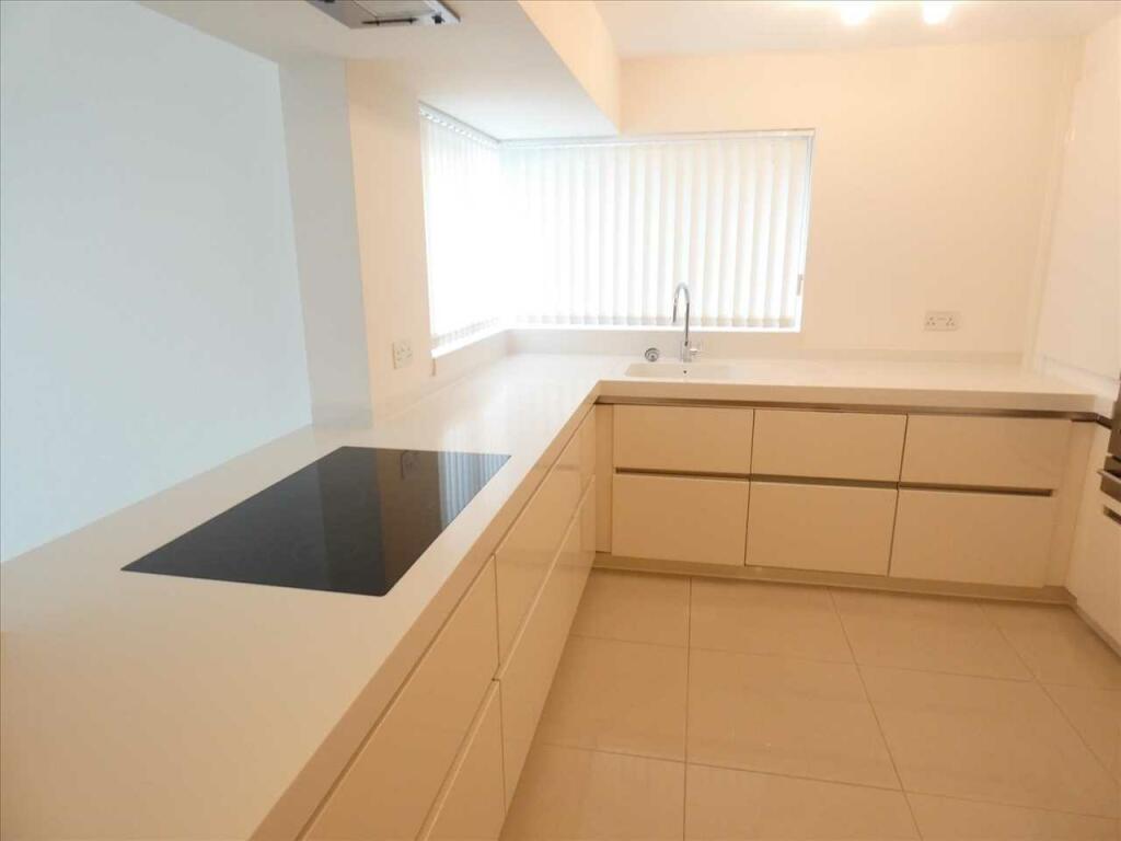 Additional image 4 of Blue Bay, 75-77 Boscombe Overcliff Drive, Bournemouth