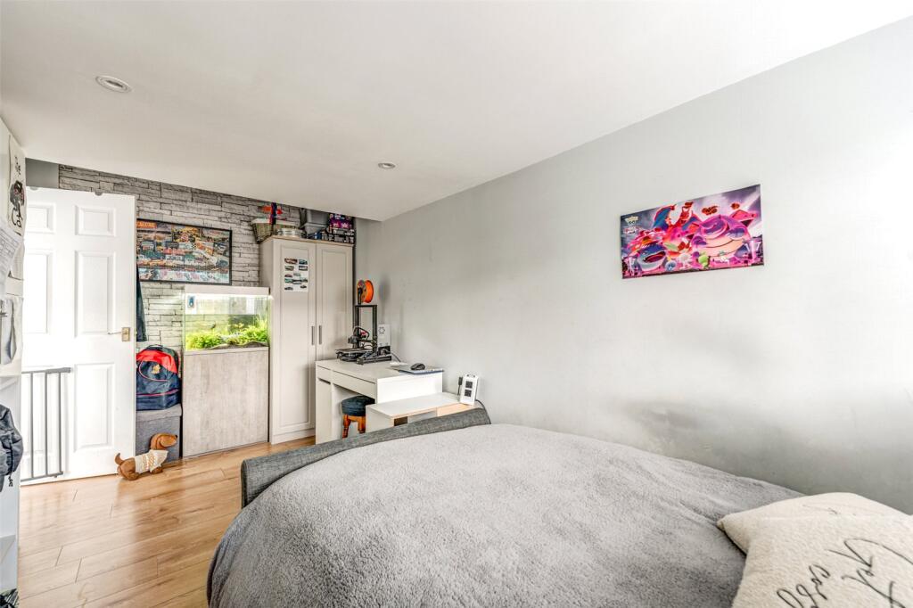 Additional image 9 of Willow Crescent, Worthing, West Sussex, BN13