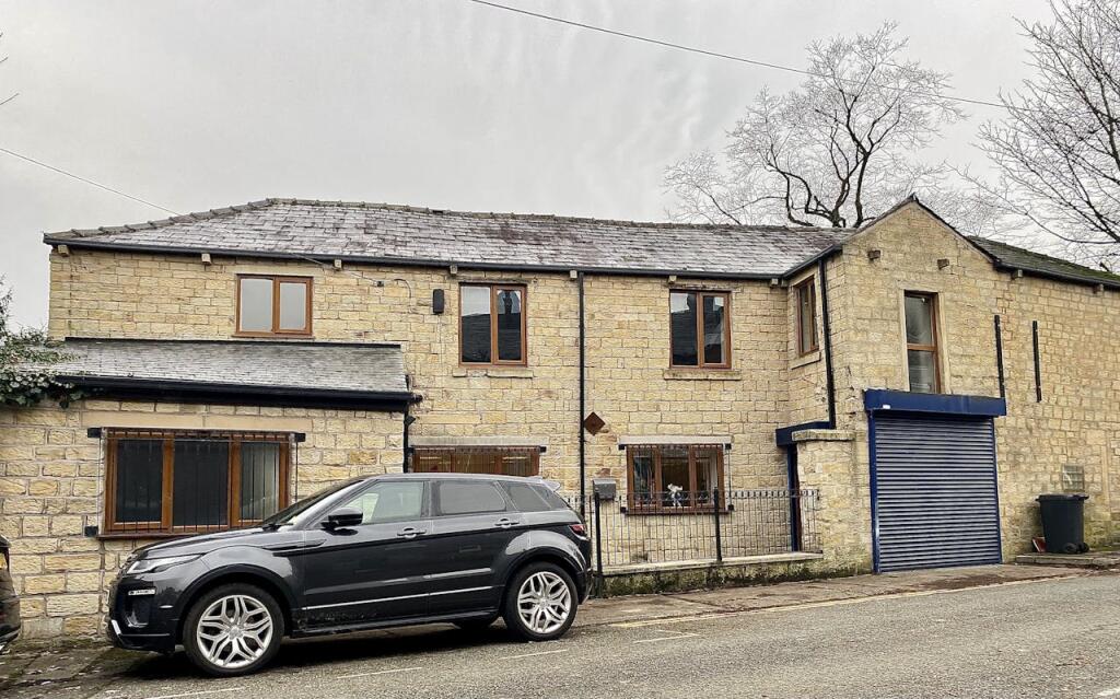 Additional image 11 of 16-20 Heaton Fold, Bury, BL9 9HF