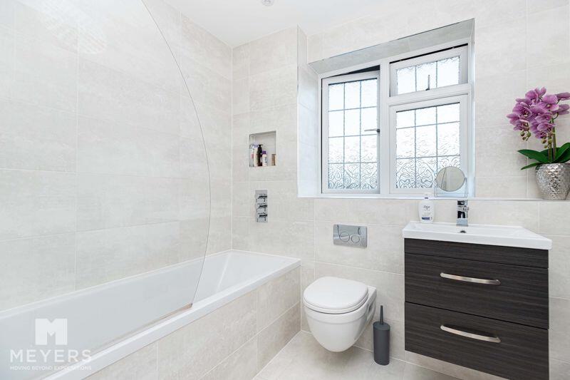 Additional image 17 of Walsingham Dene, Littledown, BH7