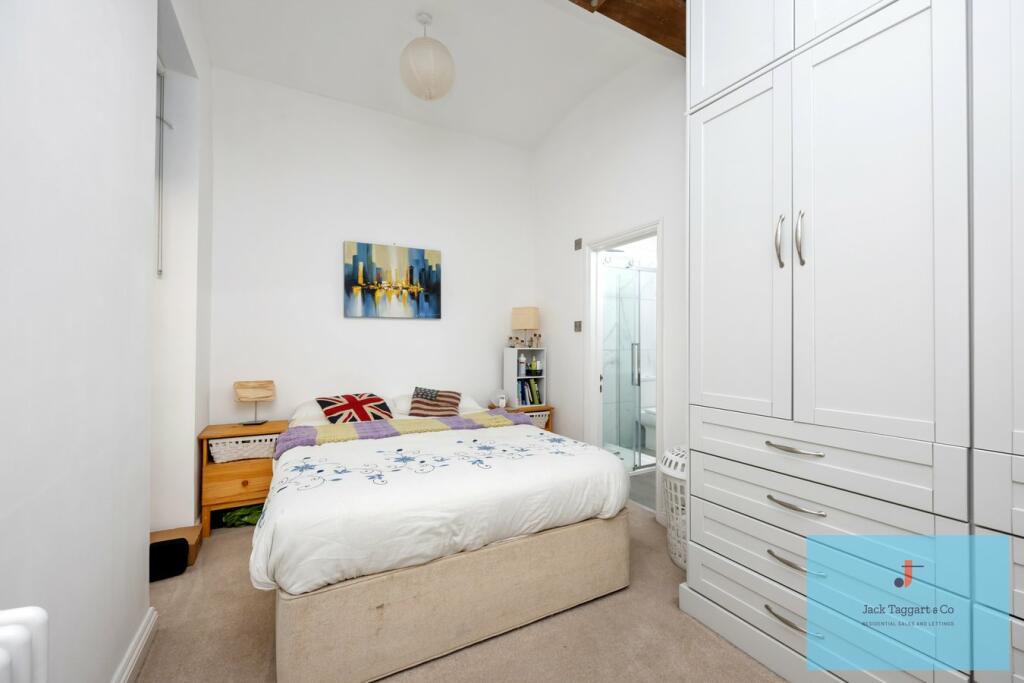 Additional image 8 of Adelaide Crescent, Hove, BN3