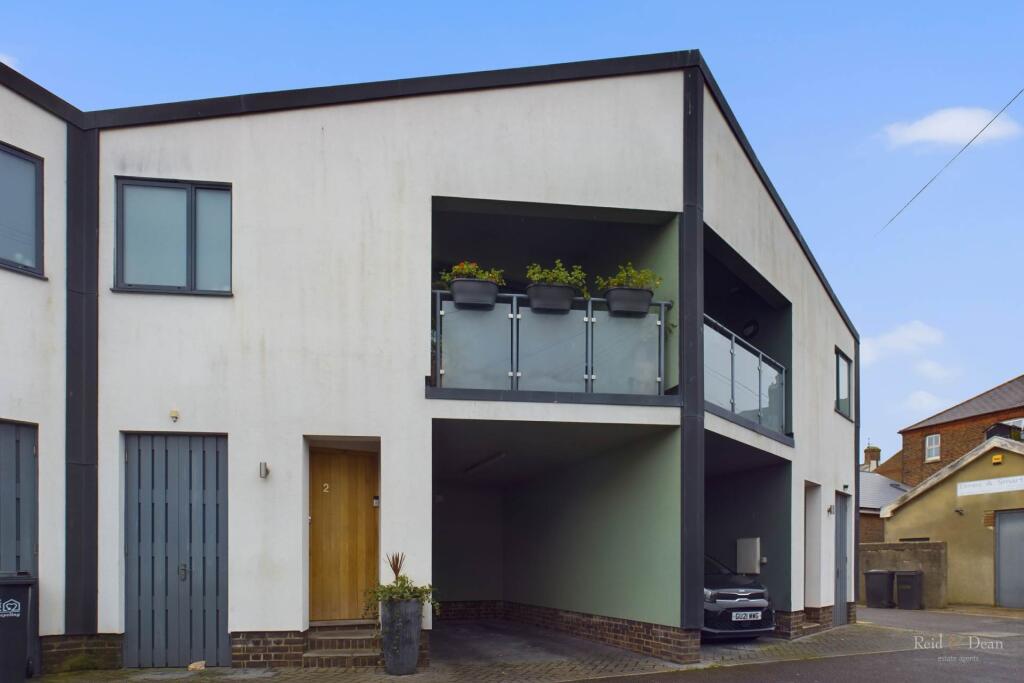 Beach Road, Eastbourne