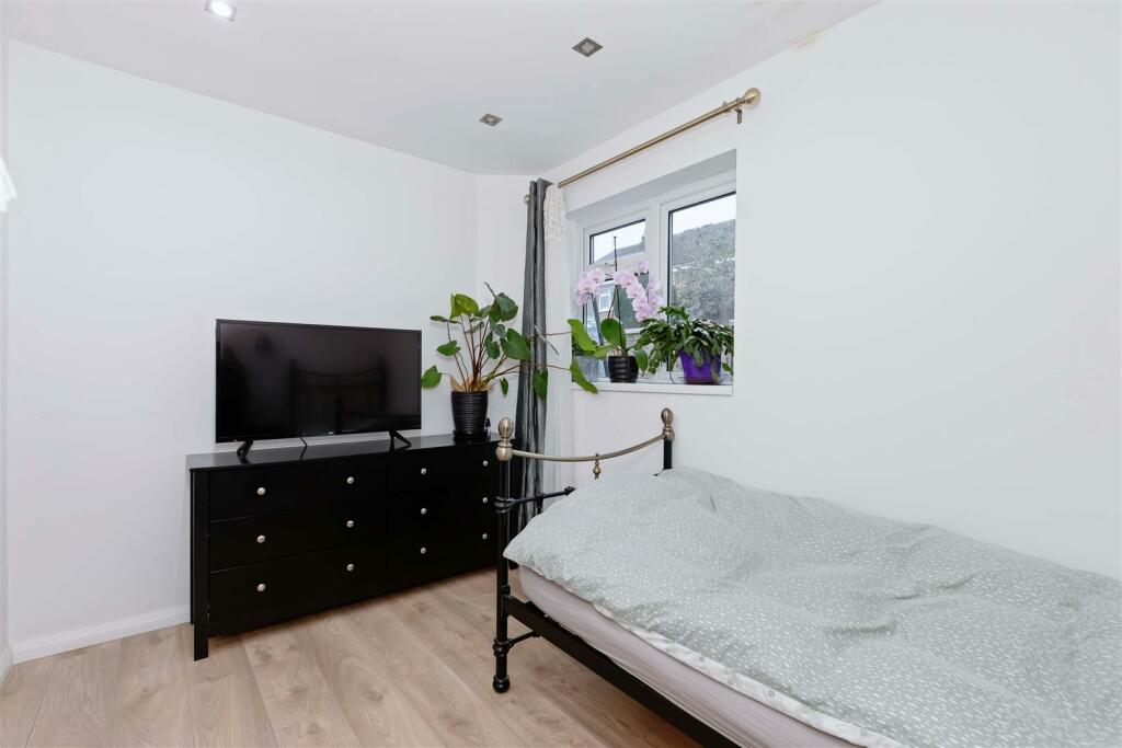 Additional image 16 of Sherbrooke Close, Worthing