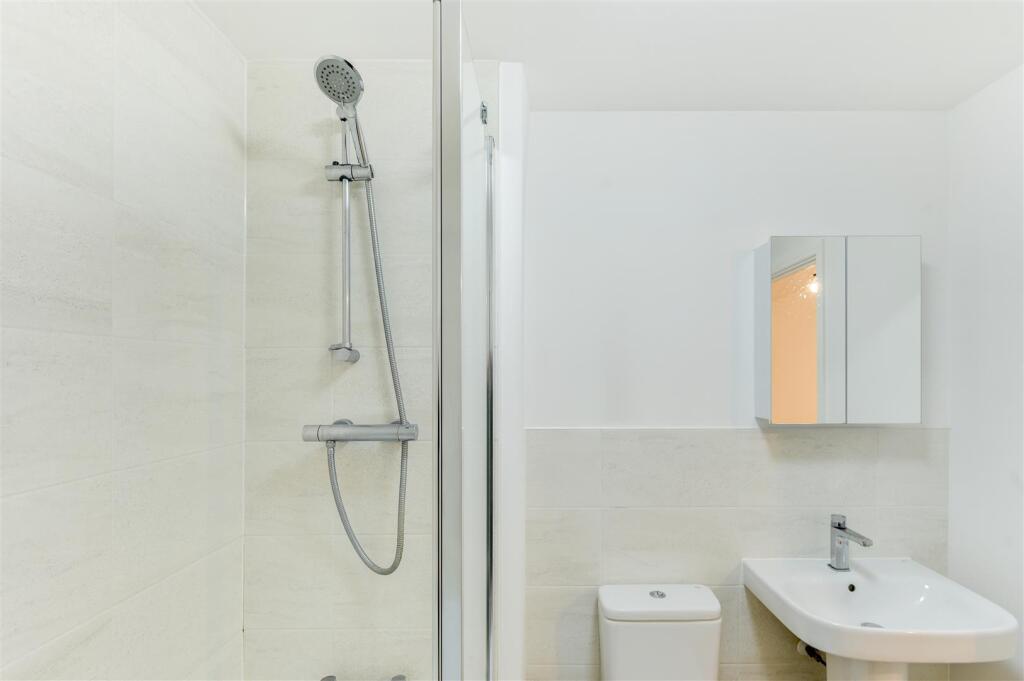 Additional image 11 of Narcissus Rise, Worthing