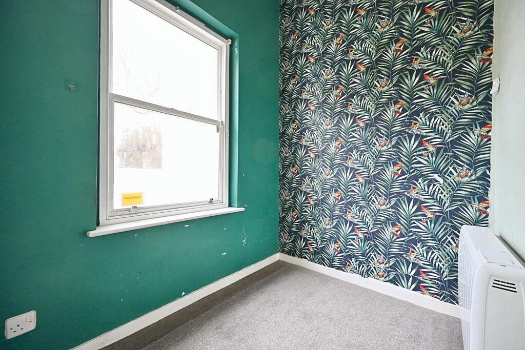 Additional image 8 of Flat 5, 14 Park Crescent, Worthing, West Sussex BN11 4AH