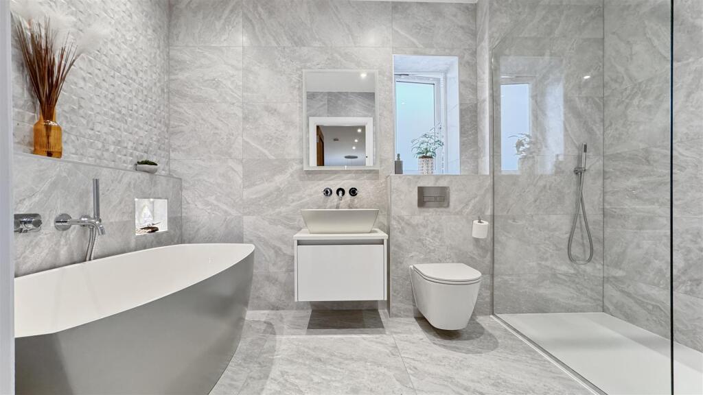 Additional image 15 of Canford Cliffs Avenue, Lower Parkstone