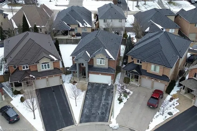 Additional image 49 of 23 Felicia Crt