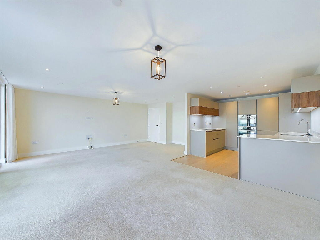 Additional image 5 of Calista, 26 West Parade, Worthing, BN11