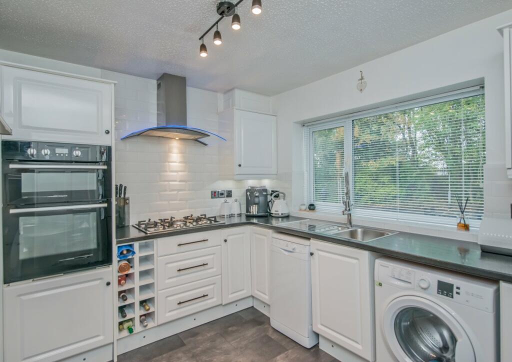 Additional image 9 of Whitechapel Road, Cleckheaton, BD19