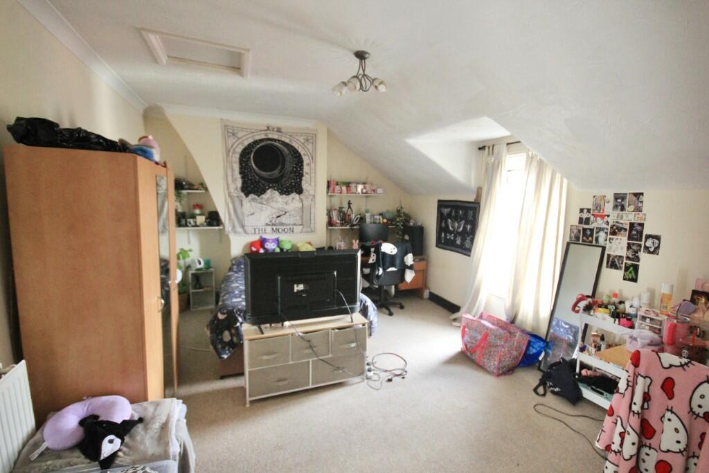 Additional image 4 of Holdenhurst Road, Bournemouth, Dorset, BH8