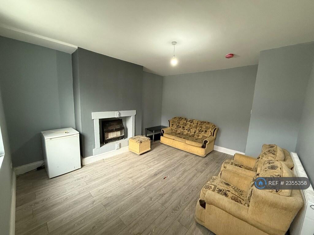 Additional image 2 of Springmill Street, Bradford, BD5