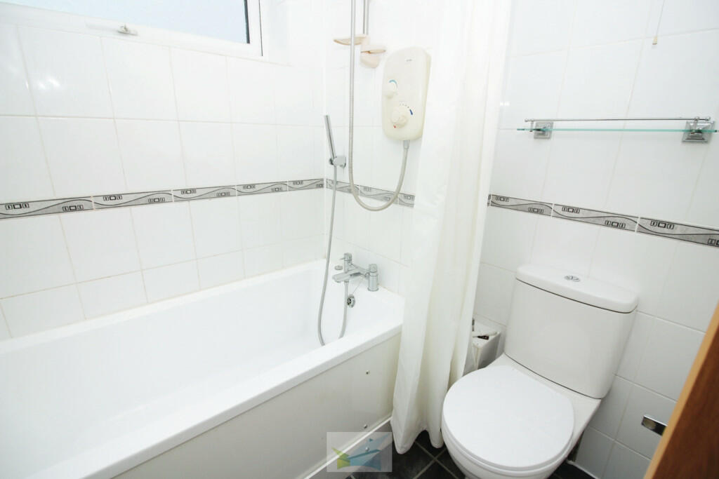 Additional image 8 of New Milton