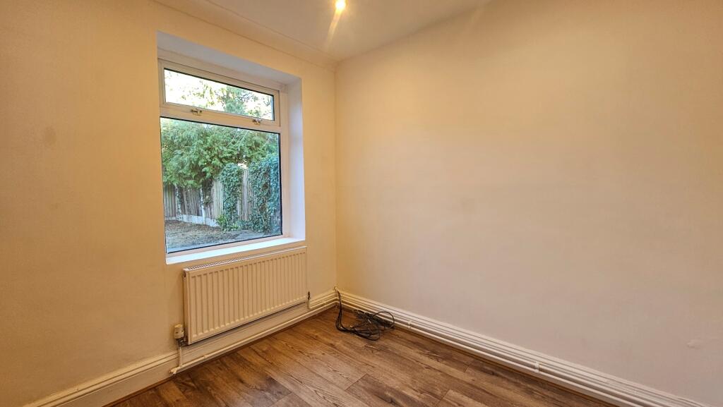 Additional image 6 of **3 Bed Ground Floor Flat Stanfield Road**