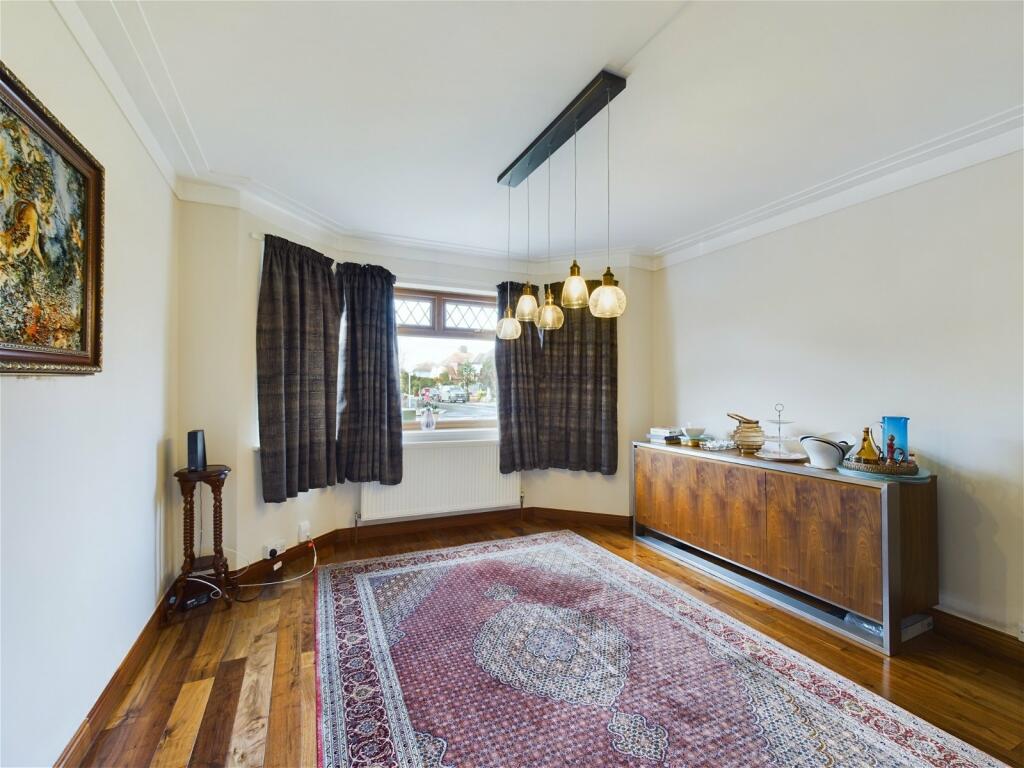 Additional image 7 of George V Avenue, Worthing, BN11