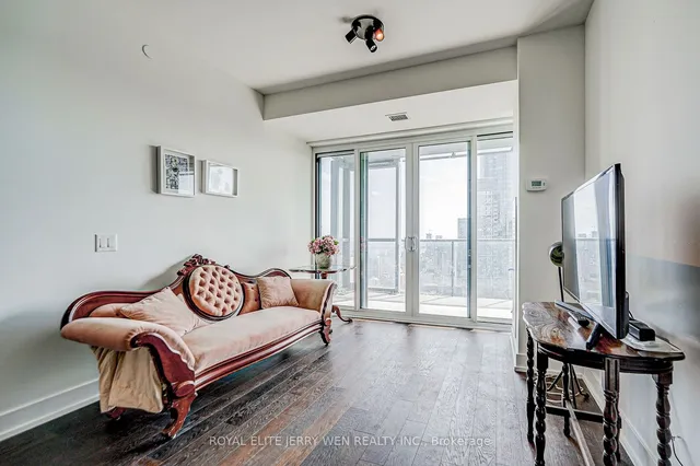 Additional image 11 of 7 Grenville St Unit 4811